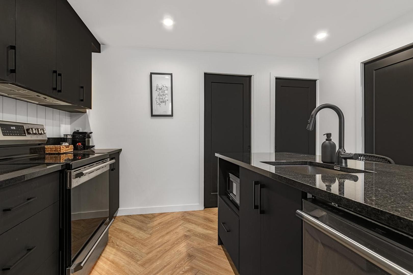 Les Appartements Du 300 Québec Exterior foto